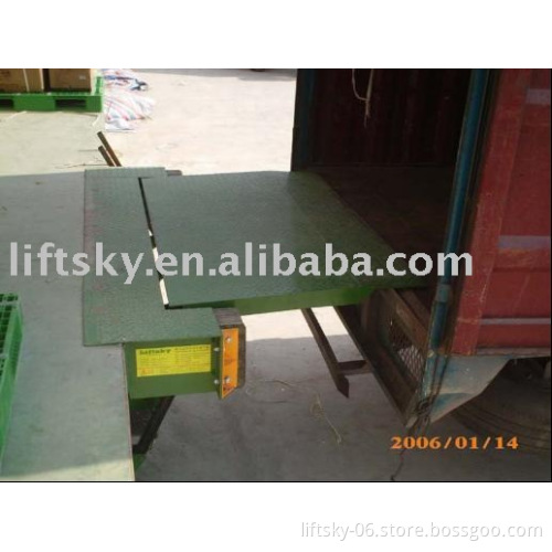LSF5-17D 5.5' 5T hydraulic edge of dock leveler